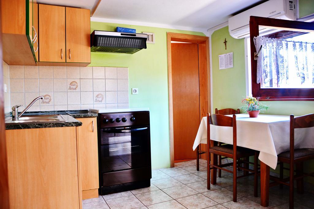 Apartments Joza Apartman *
